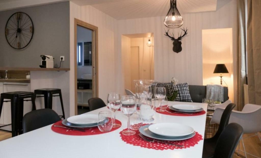 Residence Aux Deux Pics - Tucou Et Monne Bagnères-de-Bigorre Exteriör bild
